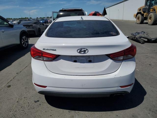 Седаны HYUNDAI ELANTRA 2015 Белы