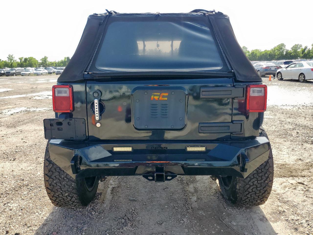 2013 Jeep Wrangler Unlimited Sport VIN: 1C4HJWDG4DL697249 Lot: 64848435