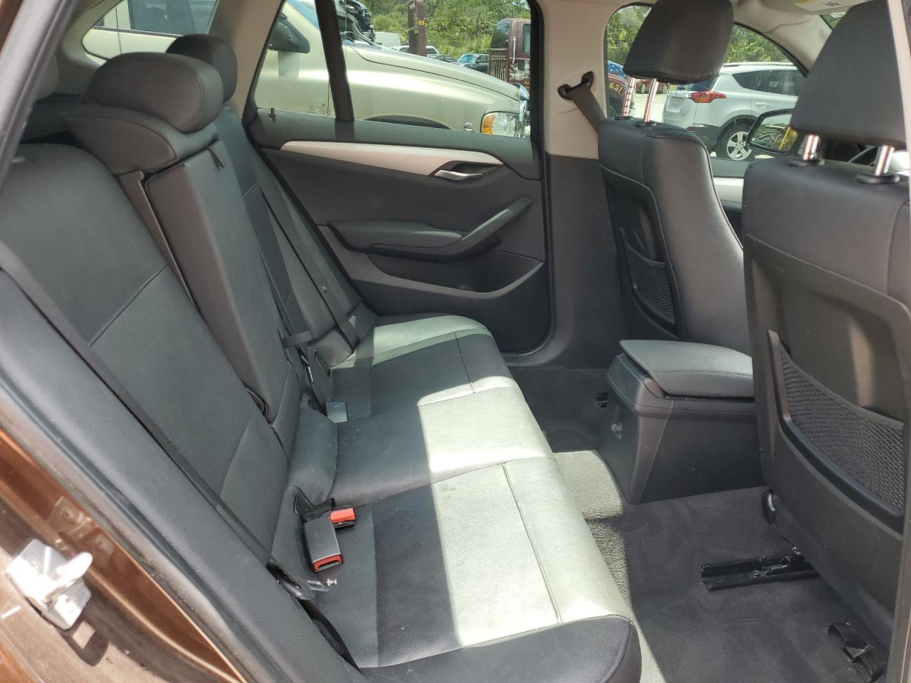 2015 BMW X1 xDrive28I VIN: WBAVL1C54FVY29074 Lot: 64303505