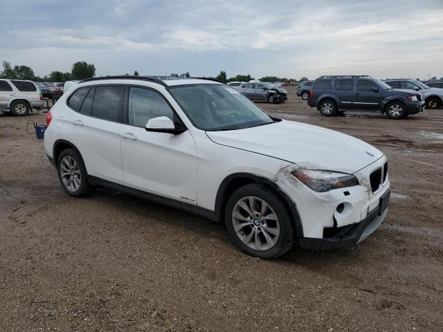  BMW X1 2014 Белый