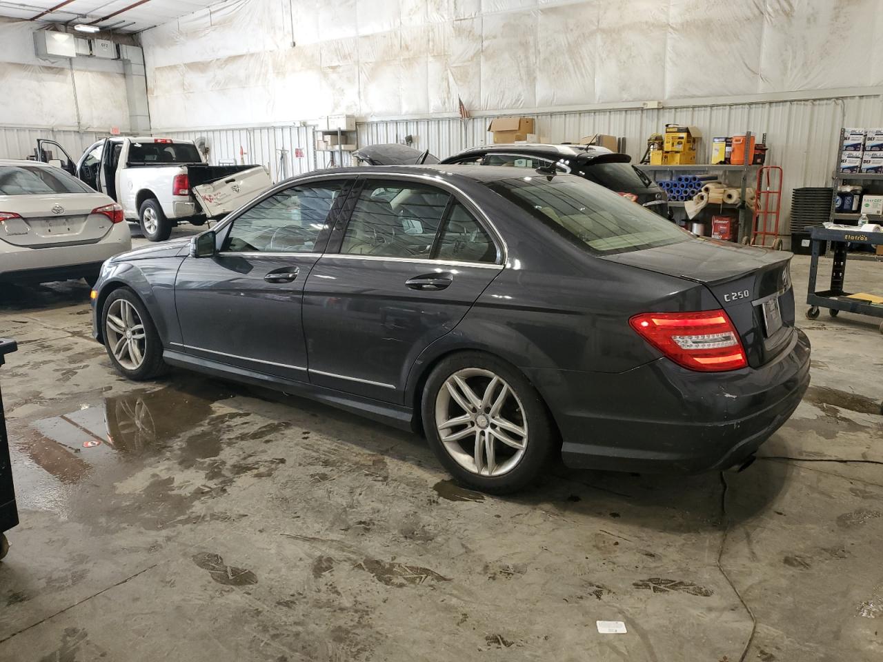 2013 Mercedes-Benz C 250 VIN: WDDGF4HB7DR292456 Lot: 66205575