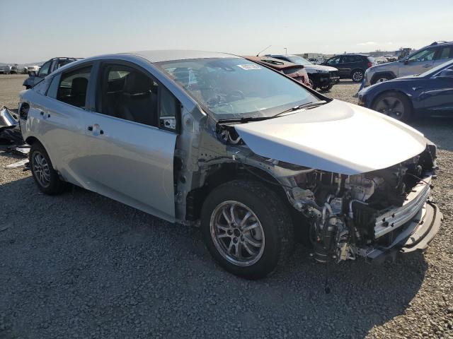  TOYOTA PRIUS 2018 Серебристый