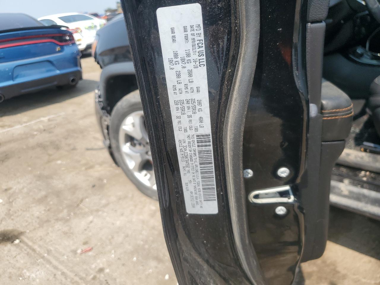 2019 Jeep Compass Limited VIN: 3C4NJDCB0KT647592 Lot: 64810305