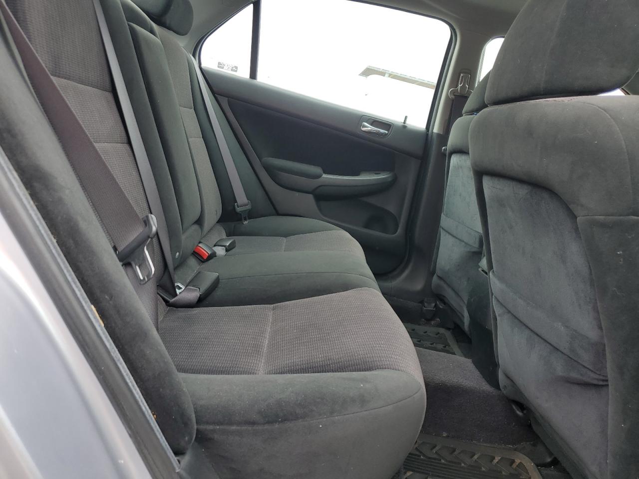 2005 Honda Accord Lx VIN: 1HGCM56435A010047 Lot: 64031445