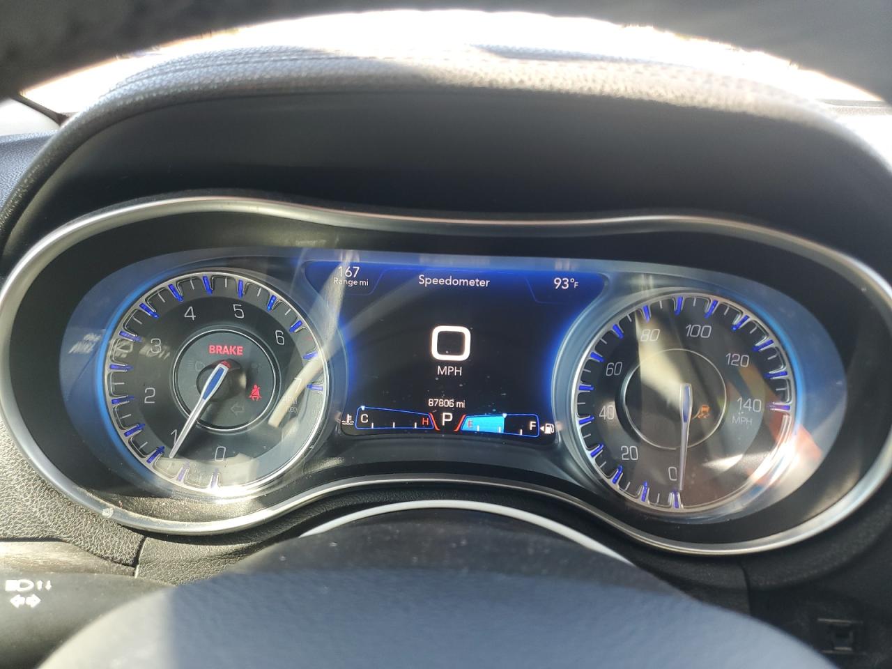 2015 Chrysler 300 Limited VIN: 2C3CCAAG3FH903984 Lot: 66962245