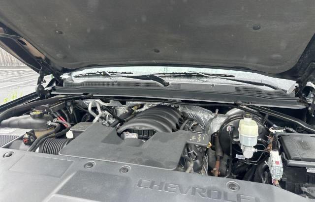 Parquets CHEVROLET SUBURBAN 2015 Czarny