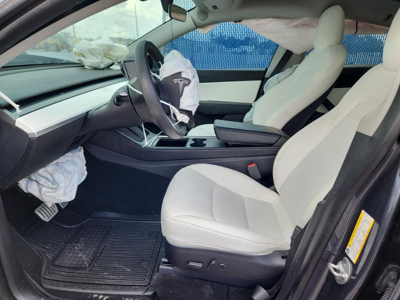 2022 Tesla Model Y VIN: 7SAYGDEF9NF315507 Lot: 63246195