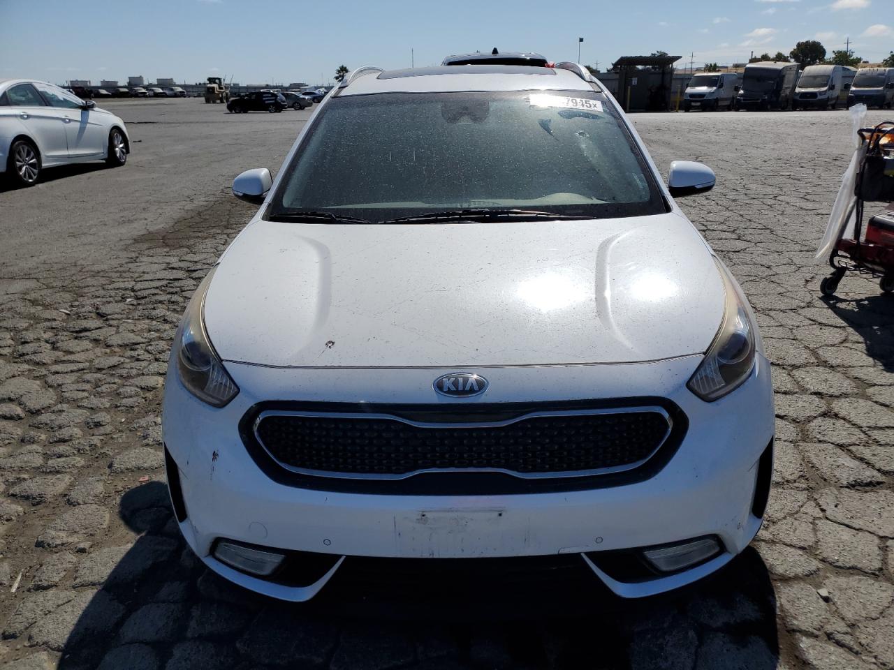 kndce3lcxk5234013 KNDCE3LCXK5234013 2019 Kia Niro Touring