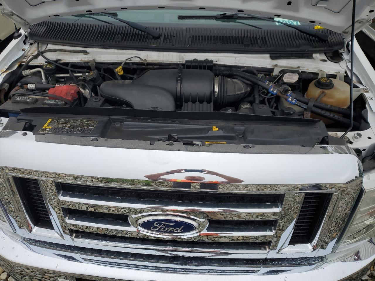2016 Ford Econoline E350 Super Duty Cutaway Van VIN: 1FDEE3FS1GDC03740 Lot: 64047565