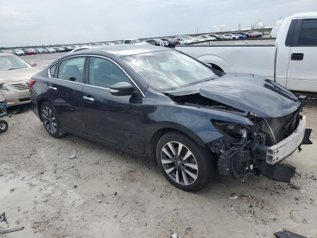  NISSAN ALTIMA 2017 Granatowy