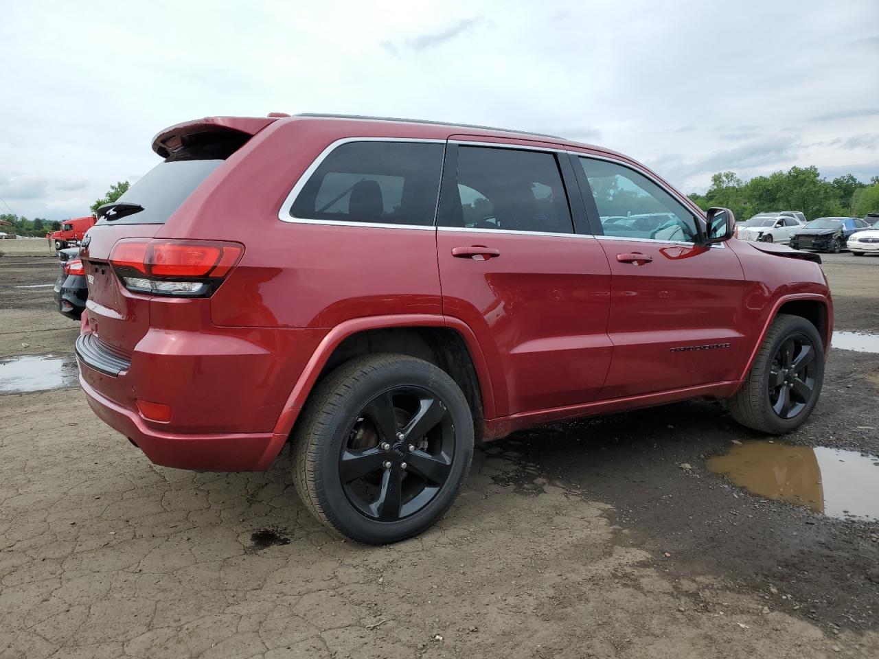 2015 Jeep Grand Cherokee Laredo VIN: 1C4RJFAG2FC208018 Lot: 64057055