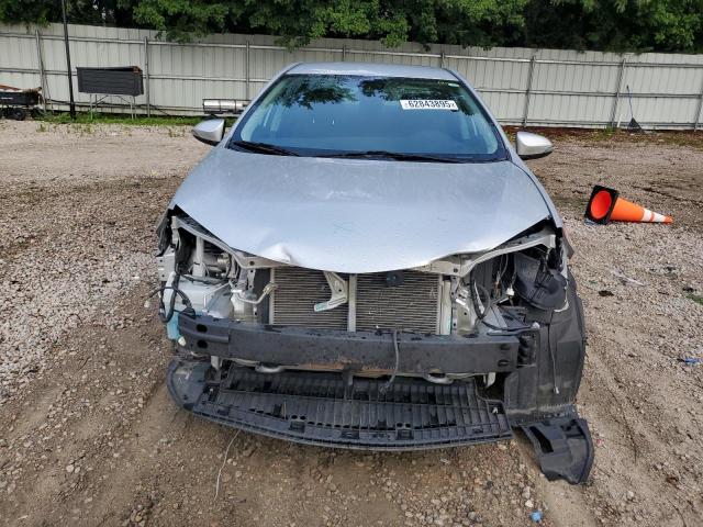  TOYOTA COROLLA 2019 Srebrny