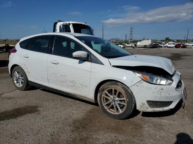  FORD FOCUS 2017 Белы