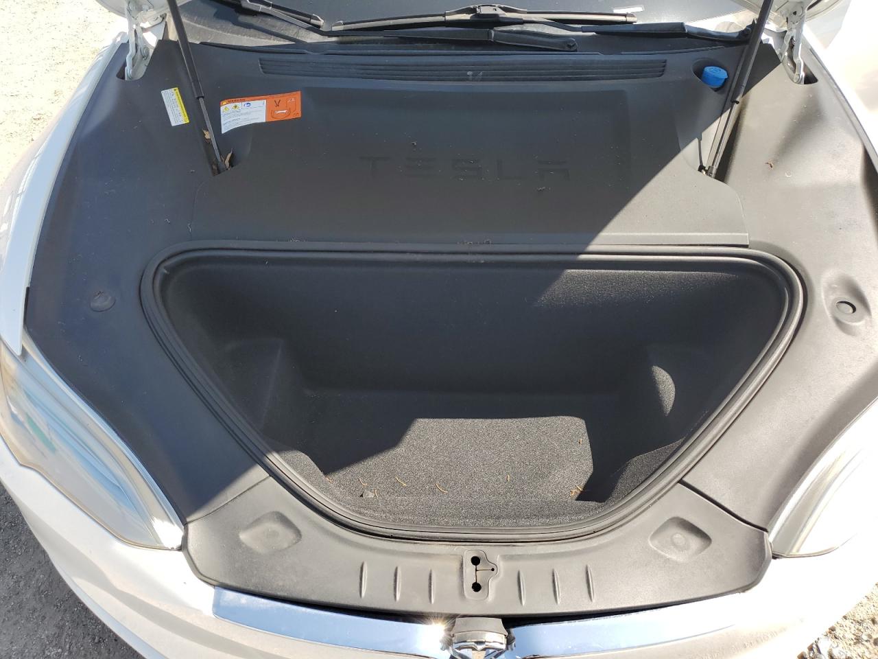 2016 Tesla Model S VIN: 5YJSA1E17GF150051 Lot: 62819845