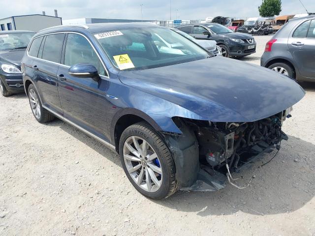 2017 VOLKSWAGEN PASSAT GTE