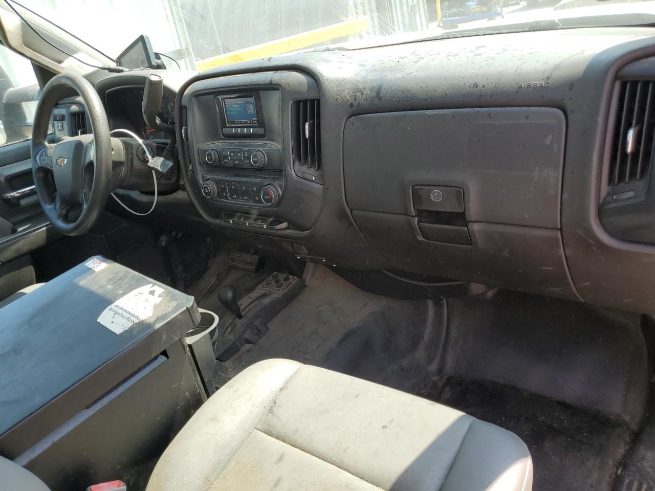 2015 Chevrolet Silverado K2500 Heavy Duty VIN: 1GC0KUEG8FZ130118 Lot: 64398045