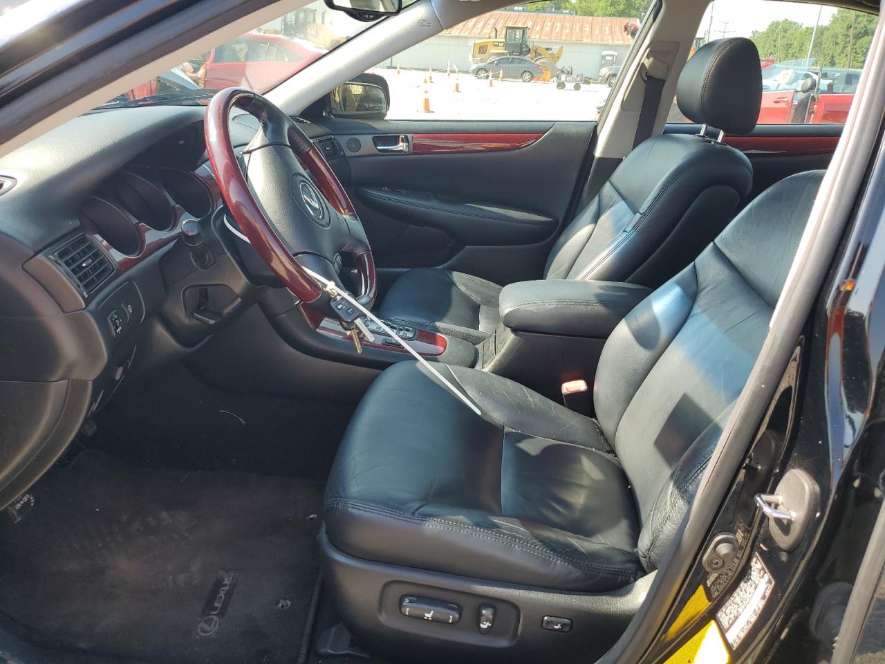 2004 Lexus Es 330 VIN: JTHBA30G345035532 Lot: 63634355