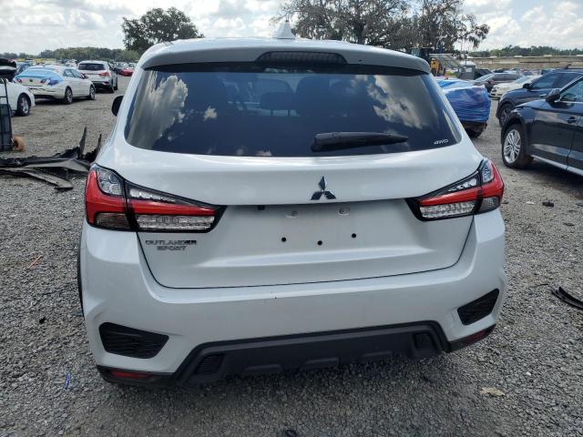  MITSUBISHI OUTLANDER 2024 Biały