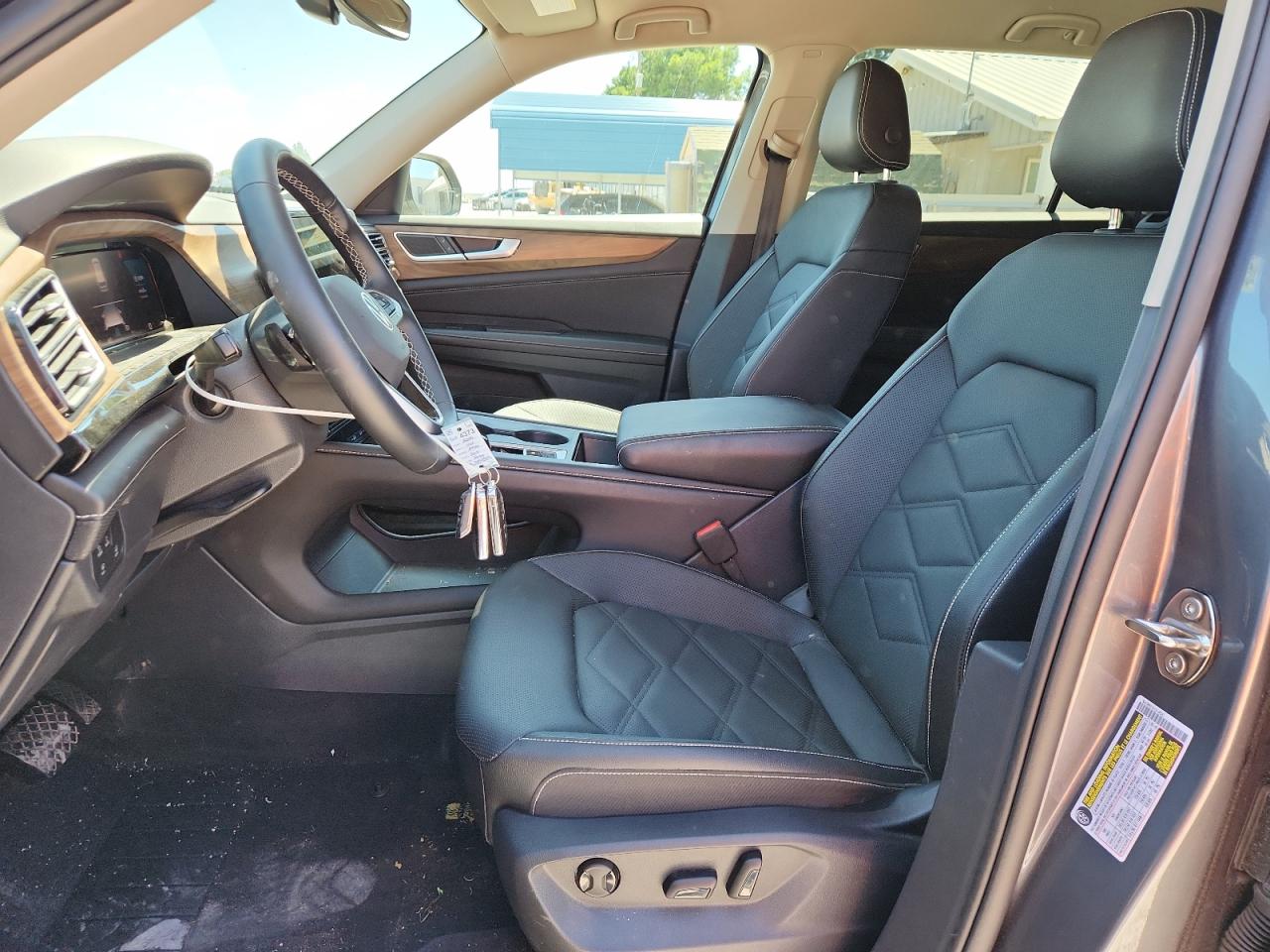 2025 Volkswagen Atlas Se VIN: 1V2LR2CA0SC530522 Lot: 63999615