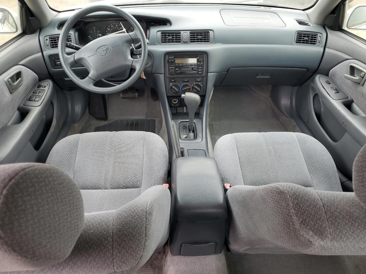 2000 Toyota Camry Ce VIN: 4T1BG28K5YU653736 Lot: 65188495
