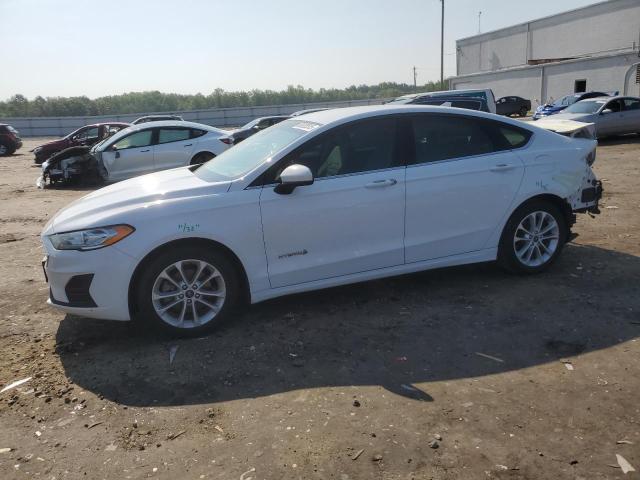  FORD FUSION 2019 Biały