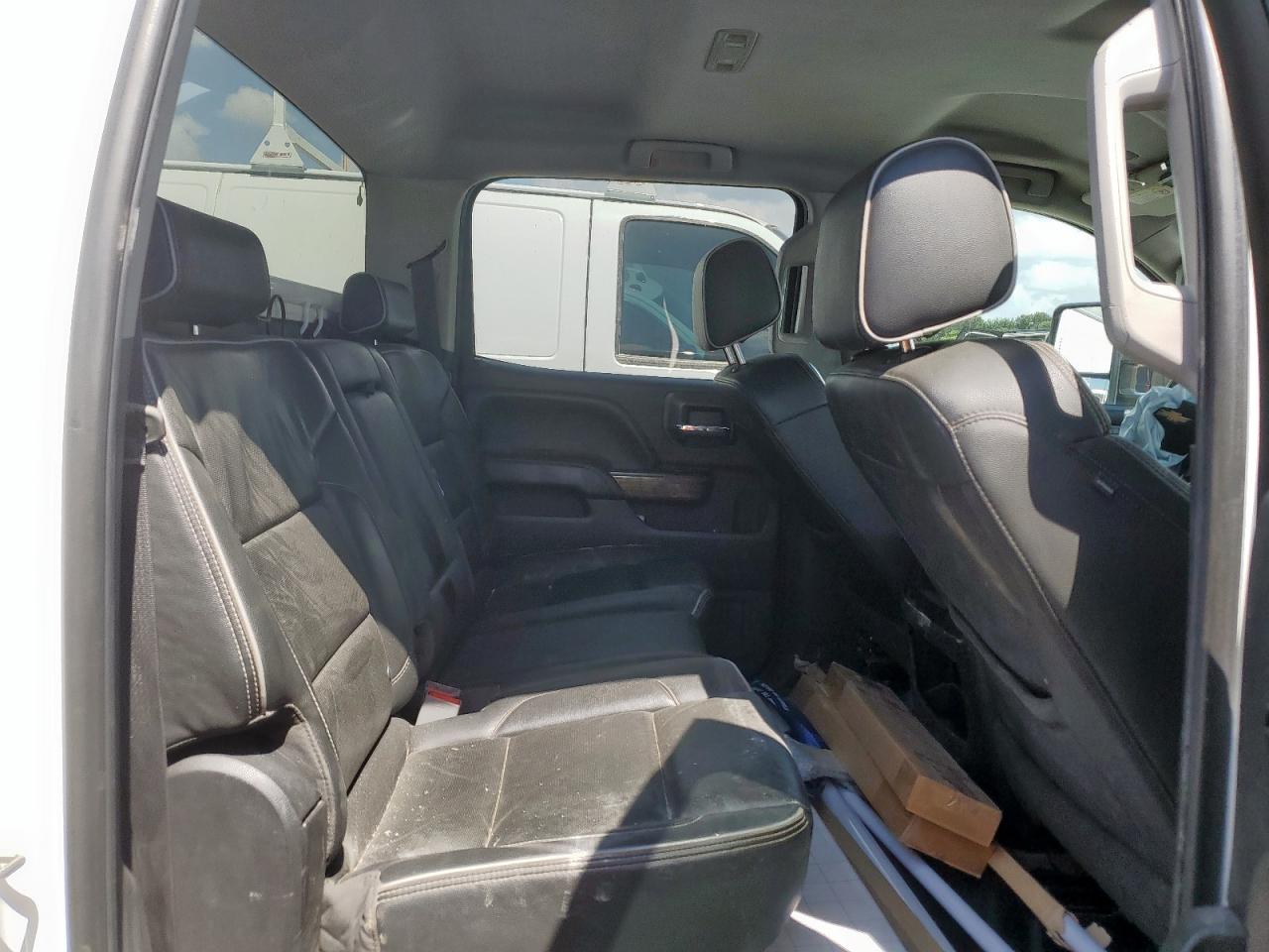 2018 Chevrolet Silverado C2500 Heavy Duty VIN: 1GB1CUEG2JF111158 Lot: 64445675