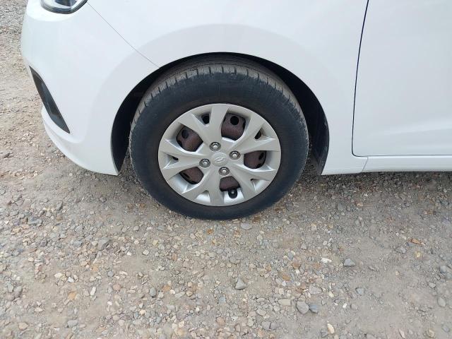 2014 HYUNDAI I10 SE
