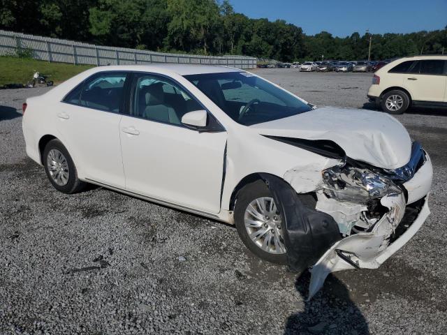 TOYOTA CAMRY 2014 White
