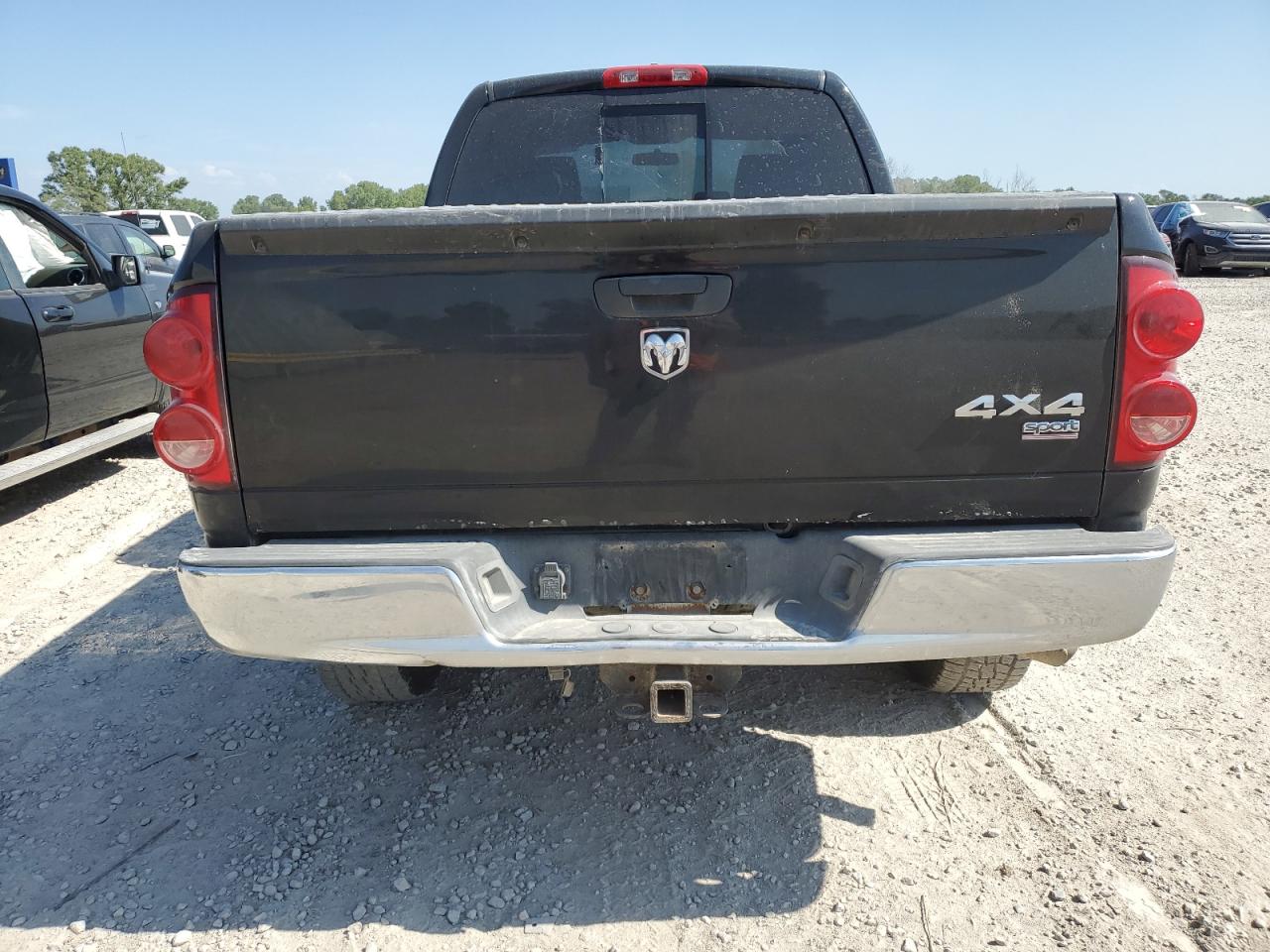 2008 Dodge Ram 1500 St VIN: 1D7HU18208S517548 Lot: 64544335