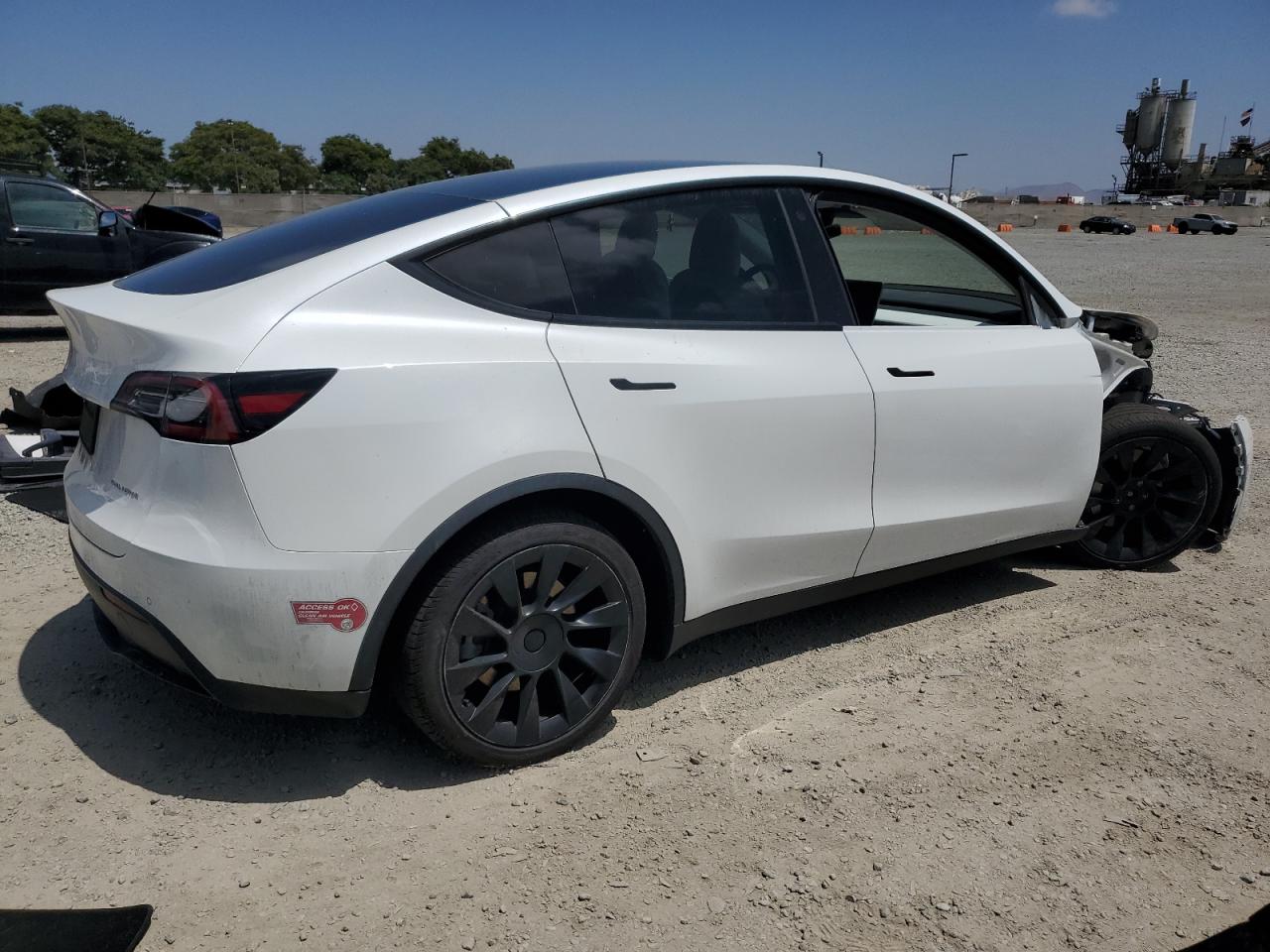 5YJYGAEE0MF178975 2021 Tesla Model Y