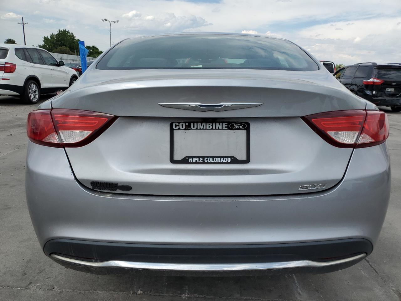 2015 Chrysler 200 Limited VIN: 1C3CCCAB3FN702853 Lot: 64193905