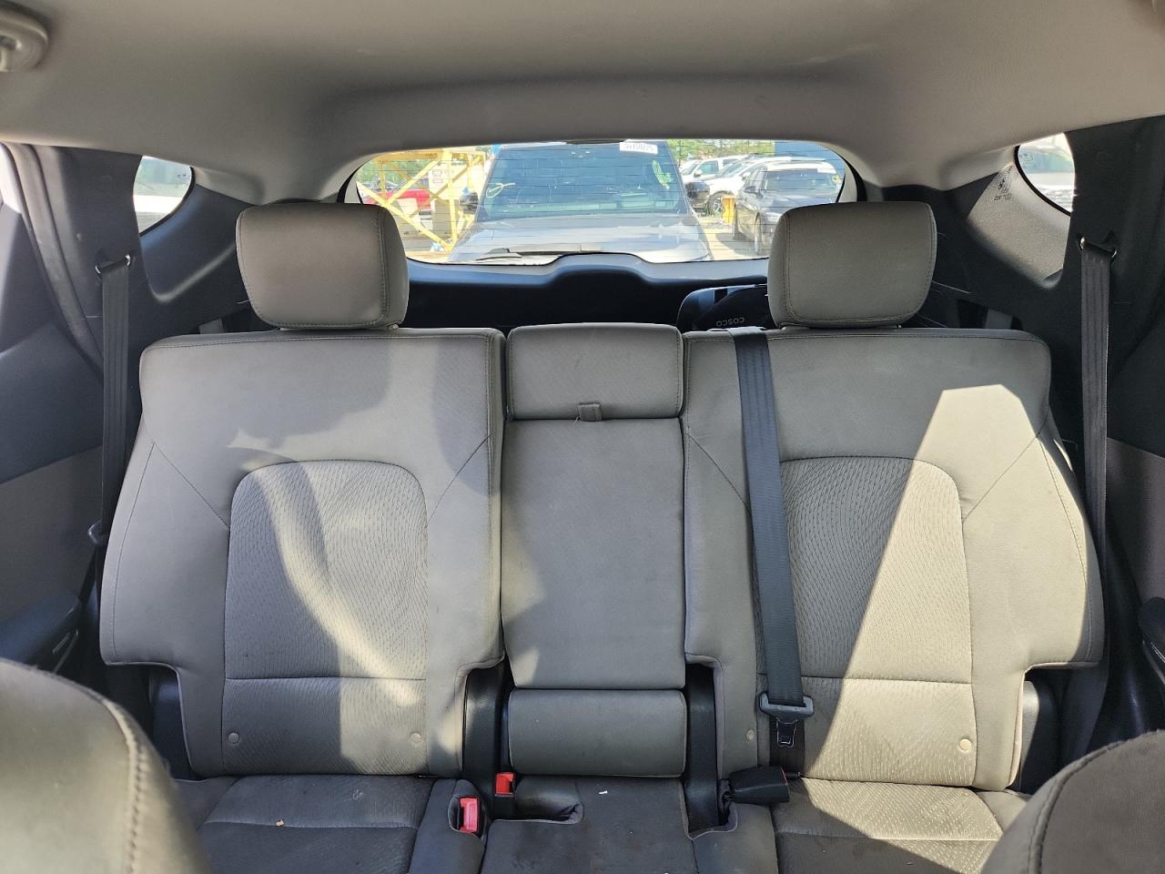 2015 Hyundai Santa Fe Sport VIN: 5XYZU3LB6FG264983 Lot: 64059675