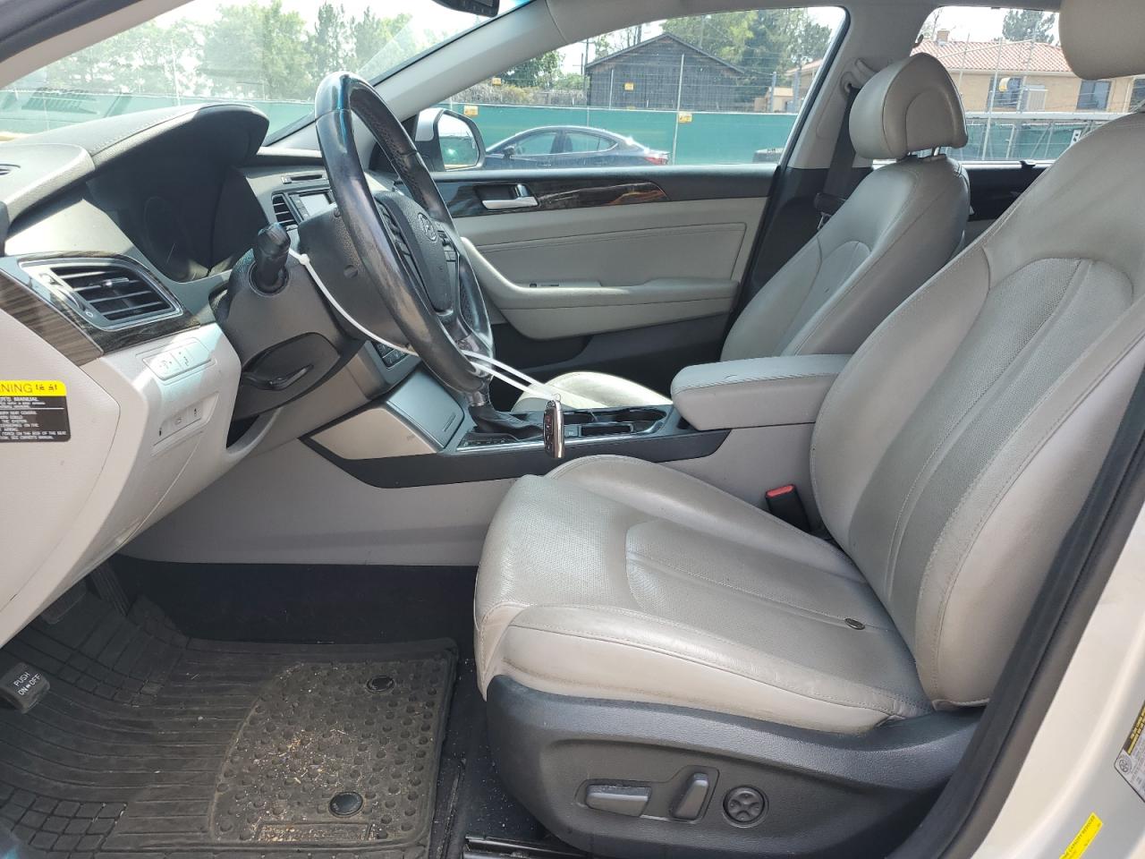 2016 Hyundai Sonata Hybrid VIN: KMHE34L19GA028209 Lot: 65606555