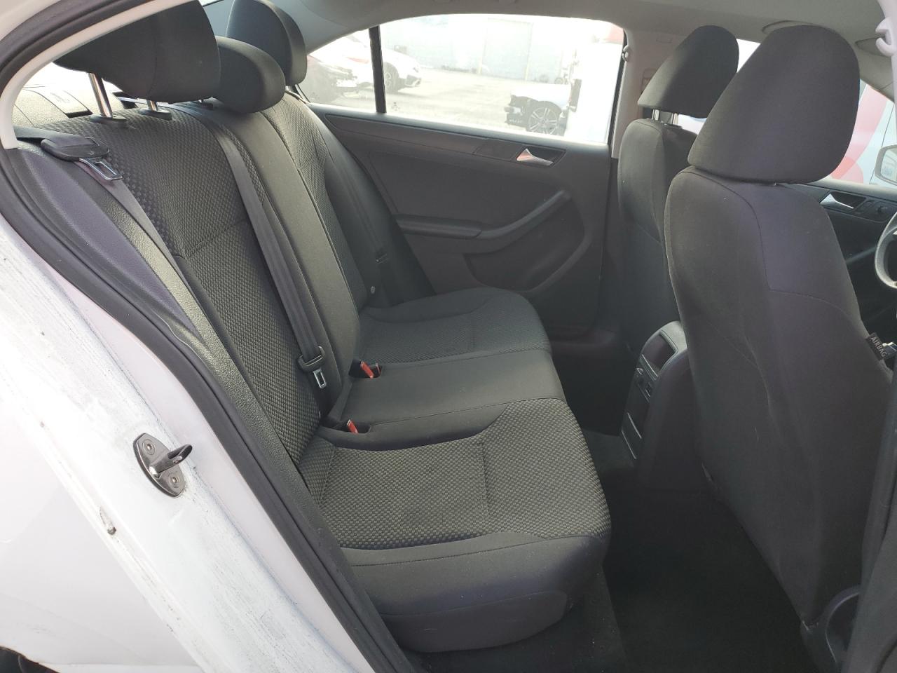 2014 Volkswagen Jetta Base VIN: 3VW2K7AJ1EM324871 Lot: 65384125