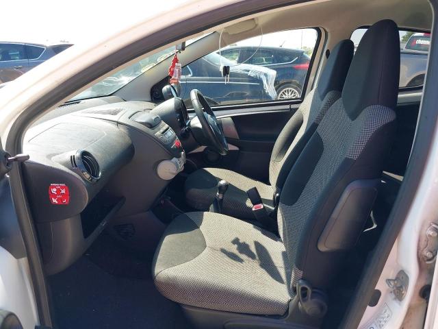 2014 TOYOTA AYGO MOVE
