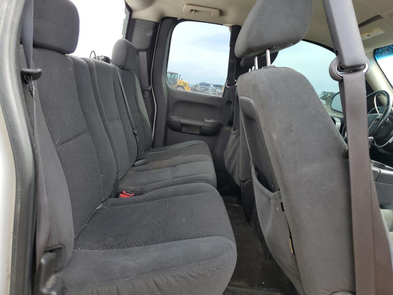 2008 Chevrolet Silverado K1500 VIN: 2GCEK190981270515 Lot: 64542445