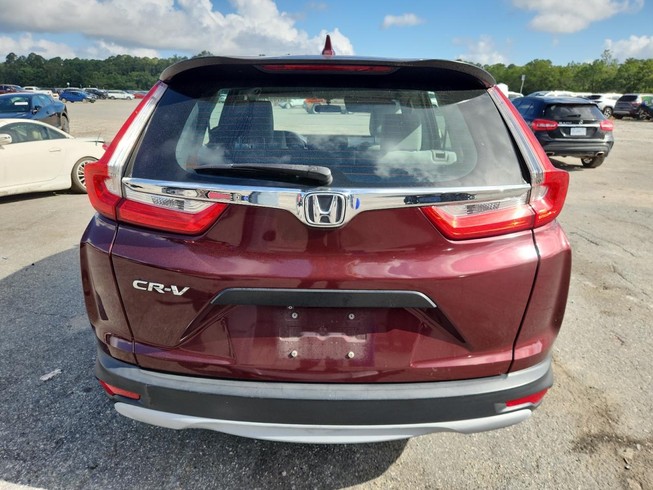 2017 Honda Cr-V Lx VIN: 7FARW5H33HE003185 Lot: 64785215