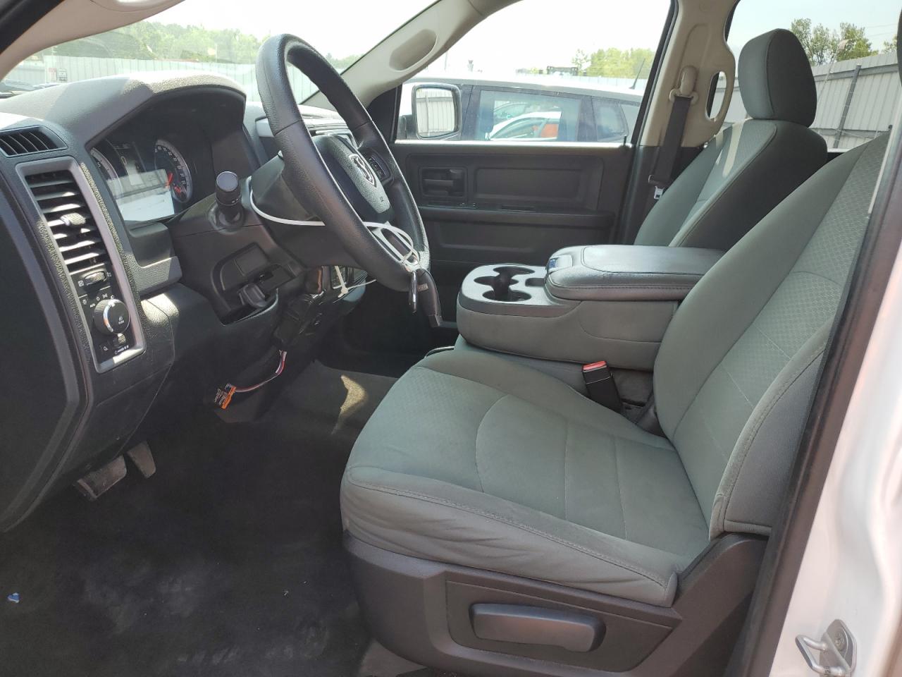 2015 Ram 1500 St VIN: 1C6RR7KT7FS647335 Lot: 85763605