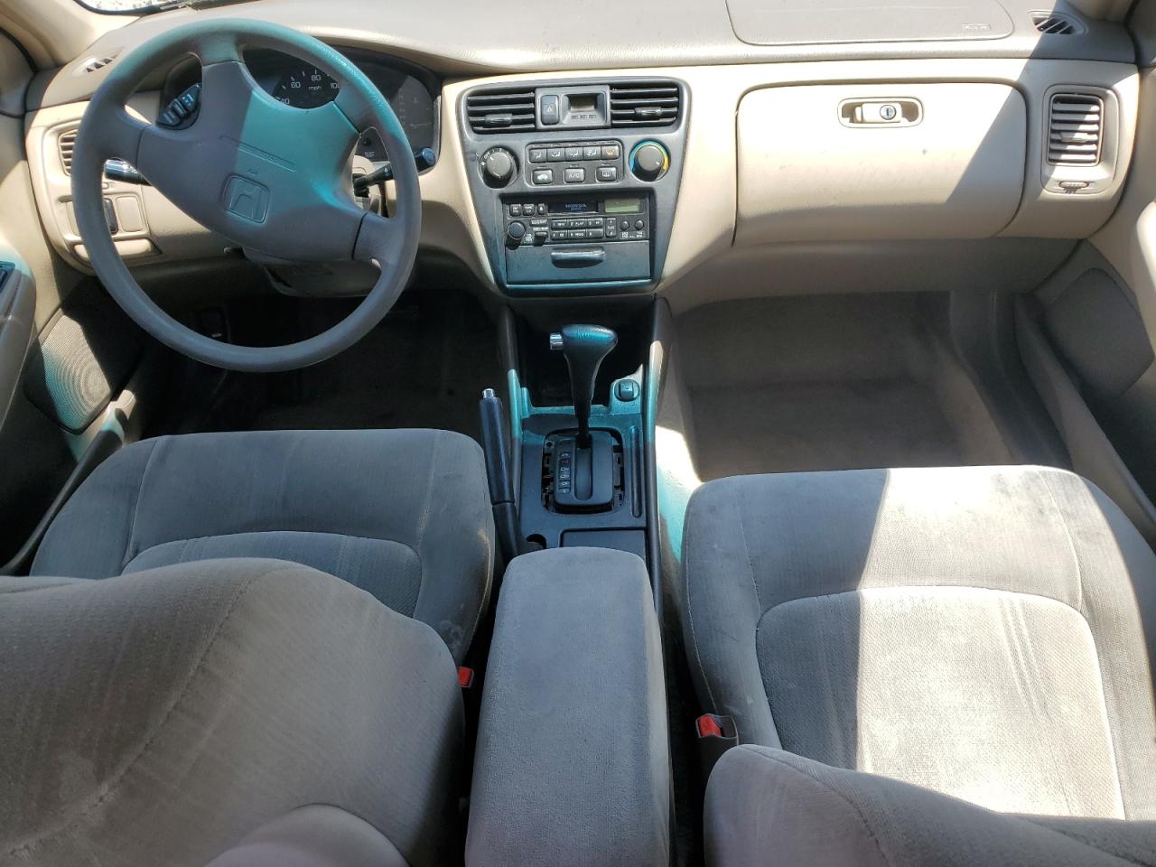 2000 Honda Accord Lx VIN: 1HGCG1649YA047124 Lot: 50738015