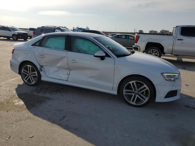 Sedans AUDI A3 2017 Biały