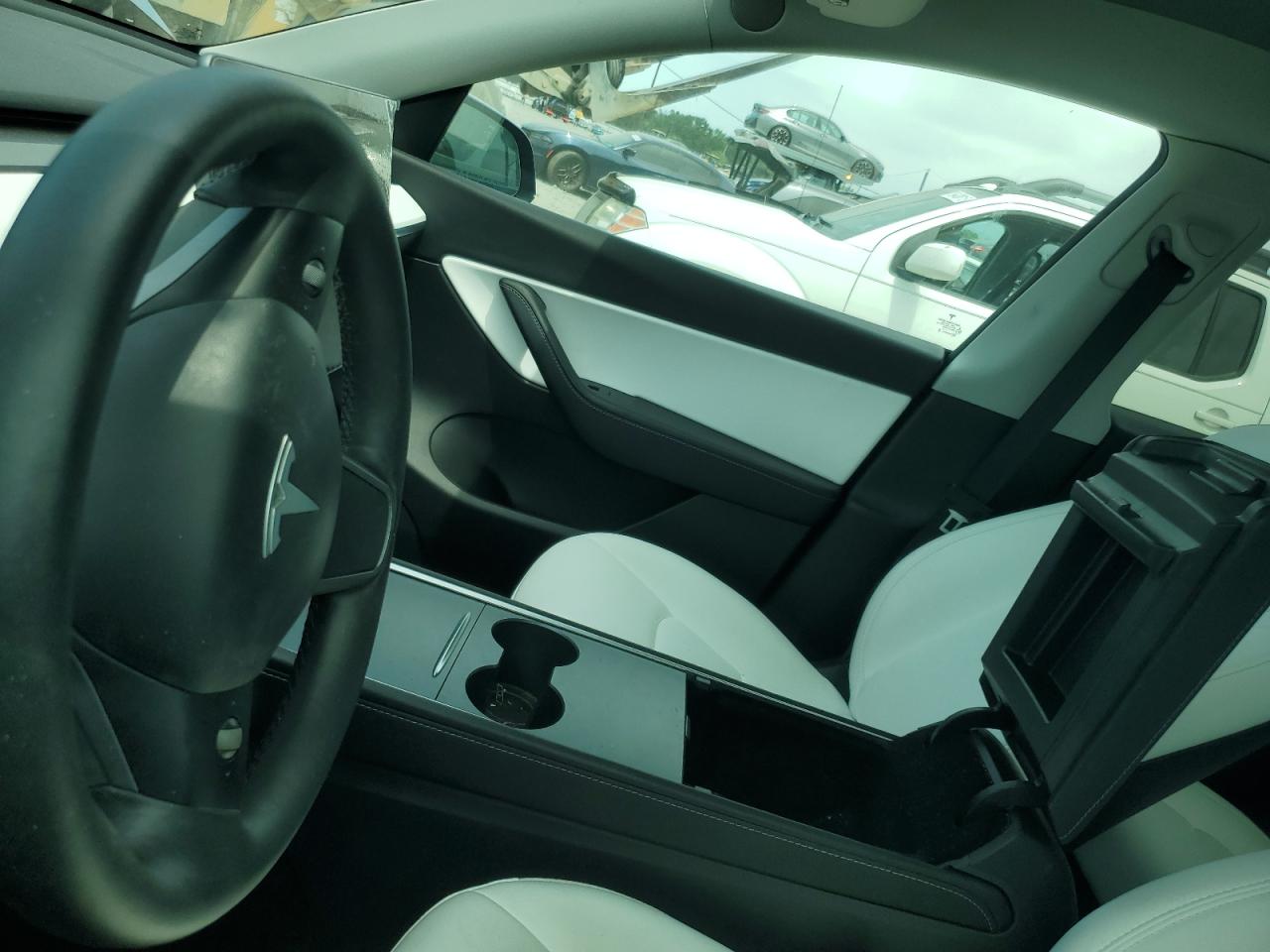 2022 Tesla Model Y VIN: 7SAYGDEE7NF367290 Lot: 65588995