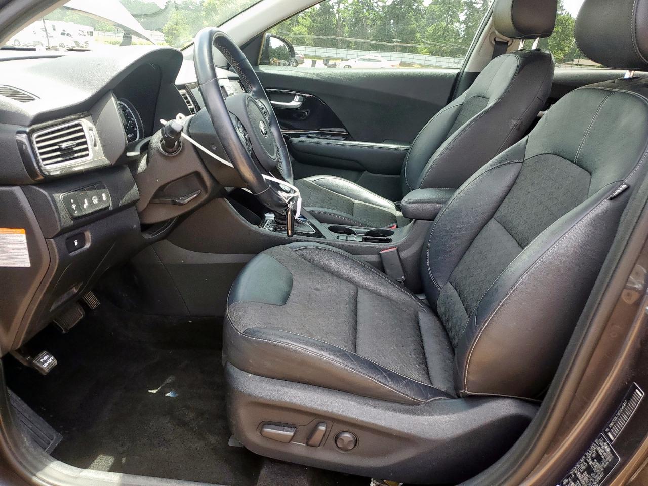 2019 Kia Niro Ex VIN: KNDCC3LC1K5295417 Lot: 63989445