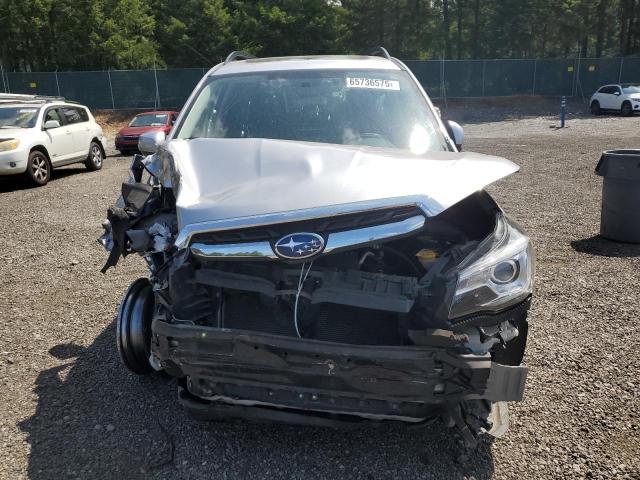  SUBARU FORESTER 2018 Silver