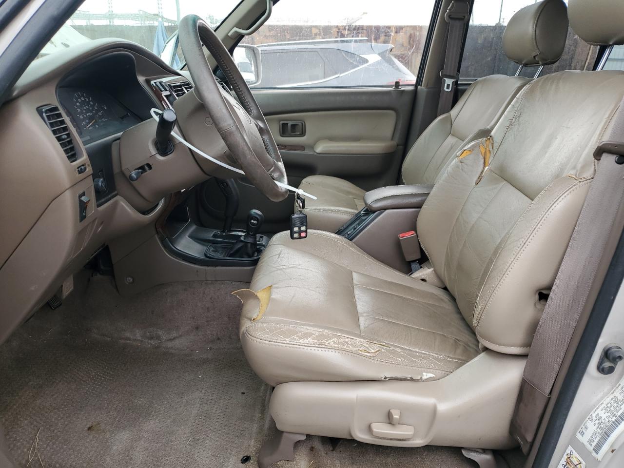 1998 Toyota 4Runner Limited VIN: JT3HN87R5W9015755 Lot: 65905285