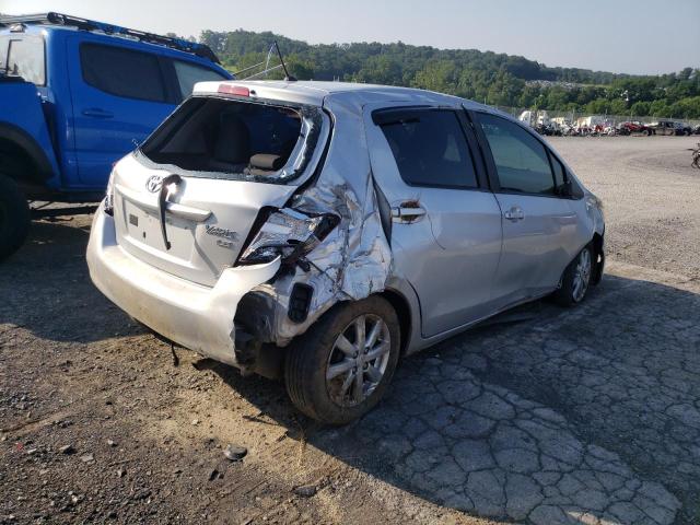 Hatchbacks TOYOTA YARIS 2015 Srebrny