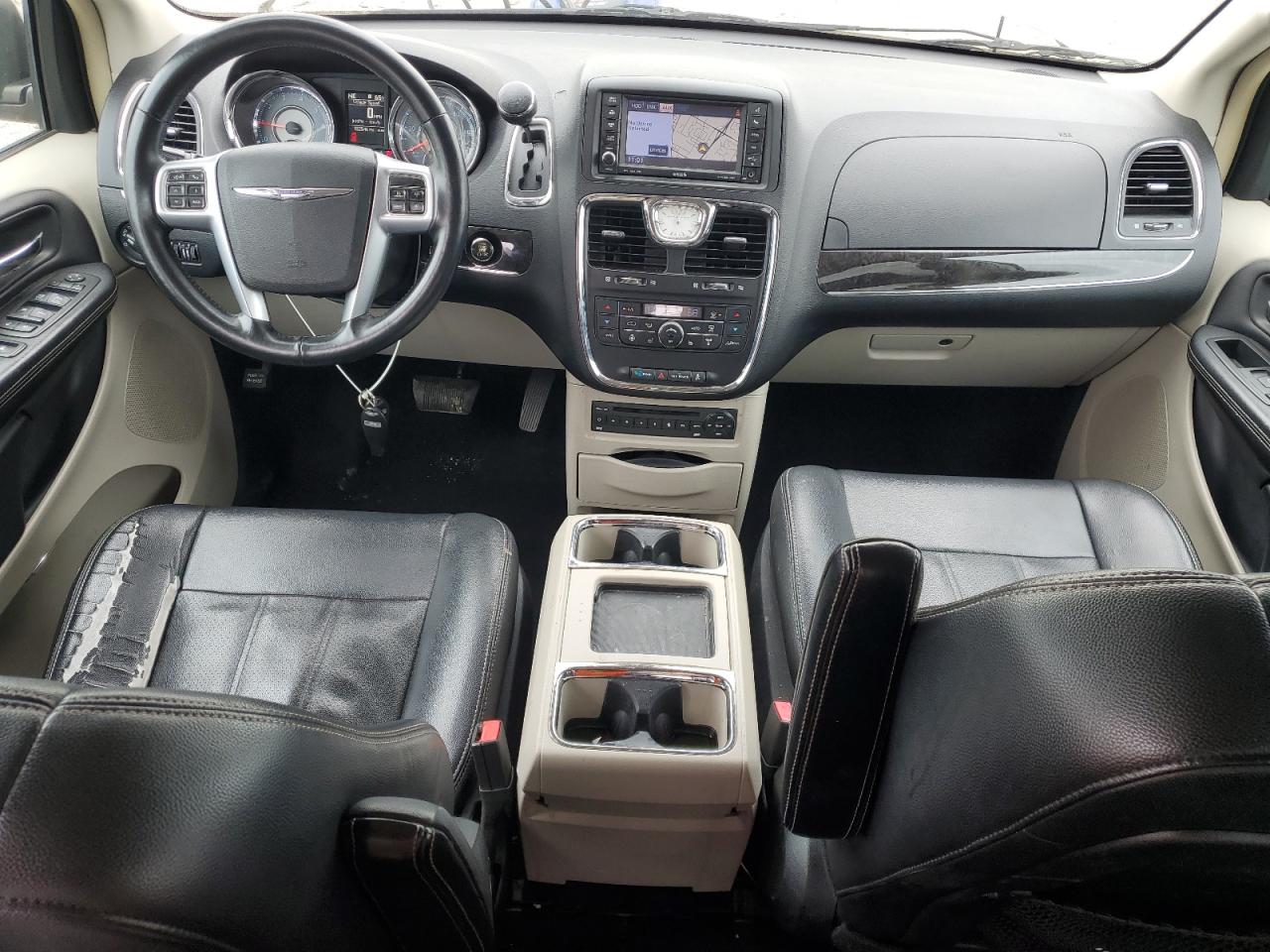 2013 Chrysler Town & Country Touring L VIN: 2C4RC1CG4DR530996 Lot: 64954055