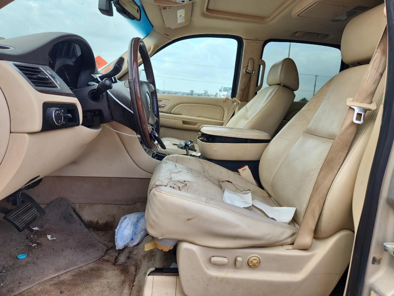 2008 Cadillac Escalade Esv VIN: 1GYFK66808R128471 Lot: 65456615