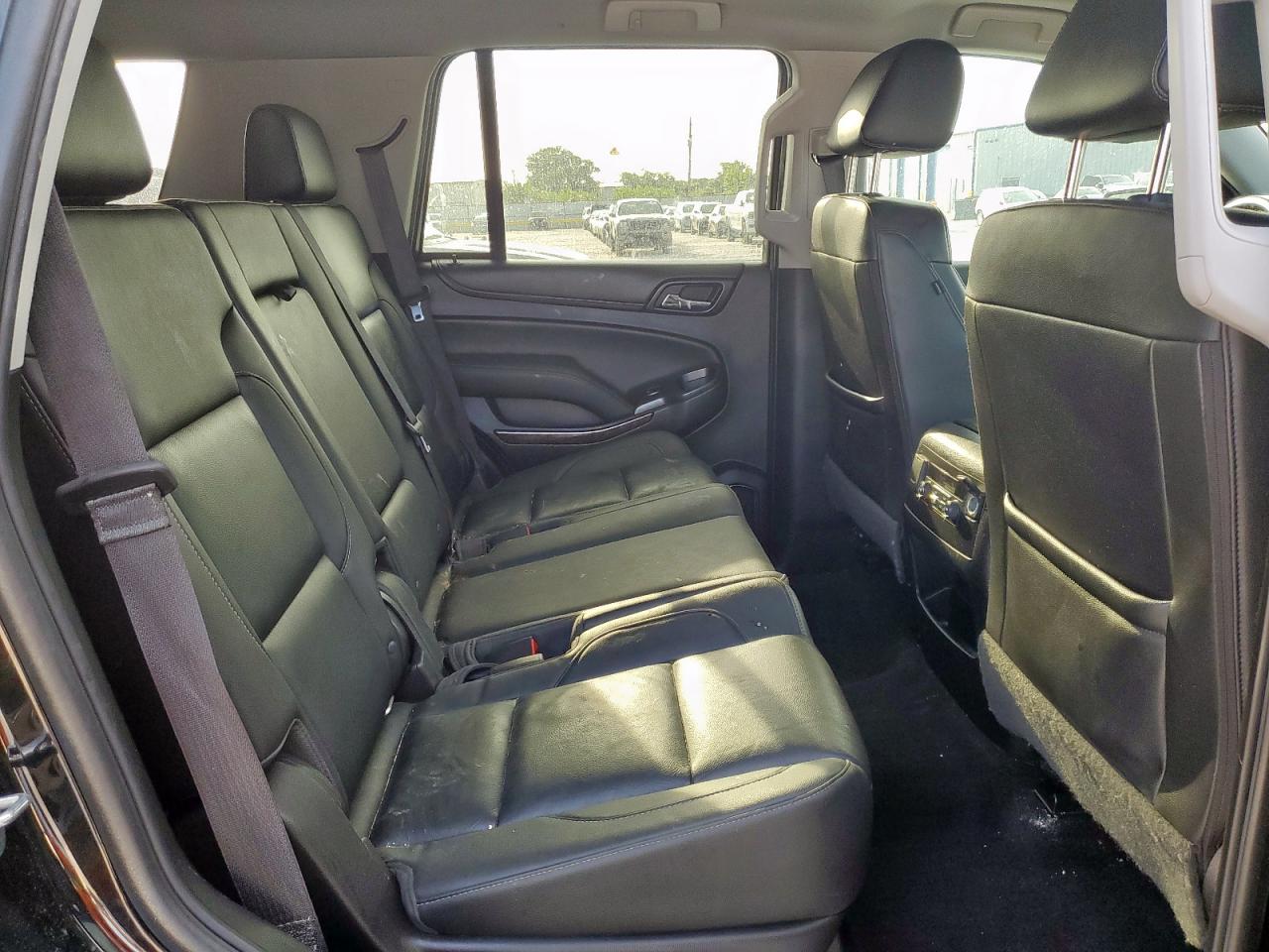2018 Chevrolet Tahoe C1500 Lt VIN: 1GNSCBKC4JR154220 Lot: 64071955