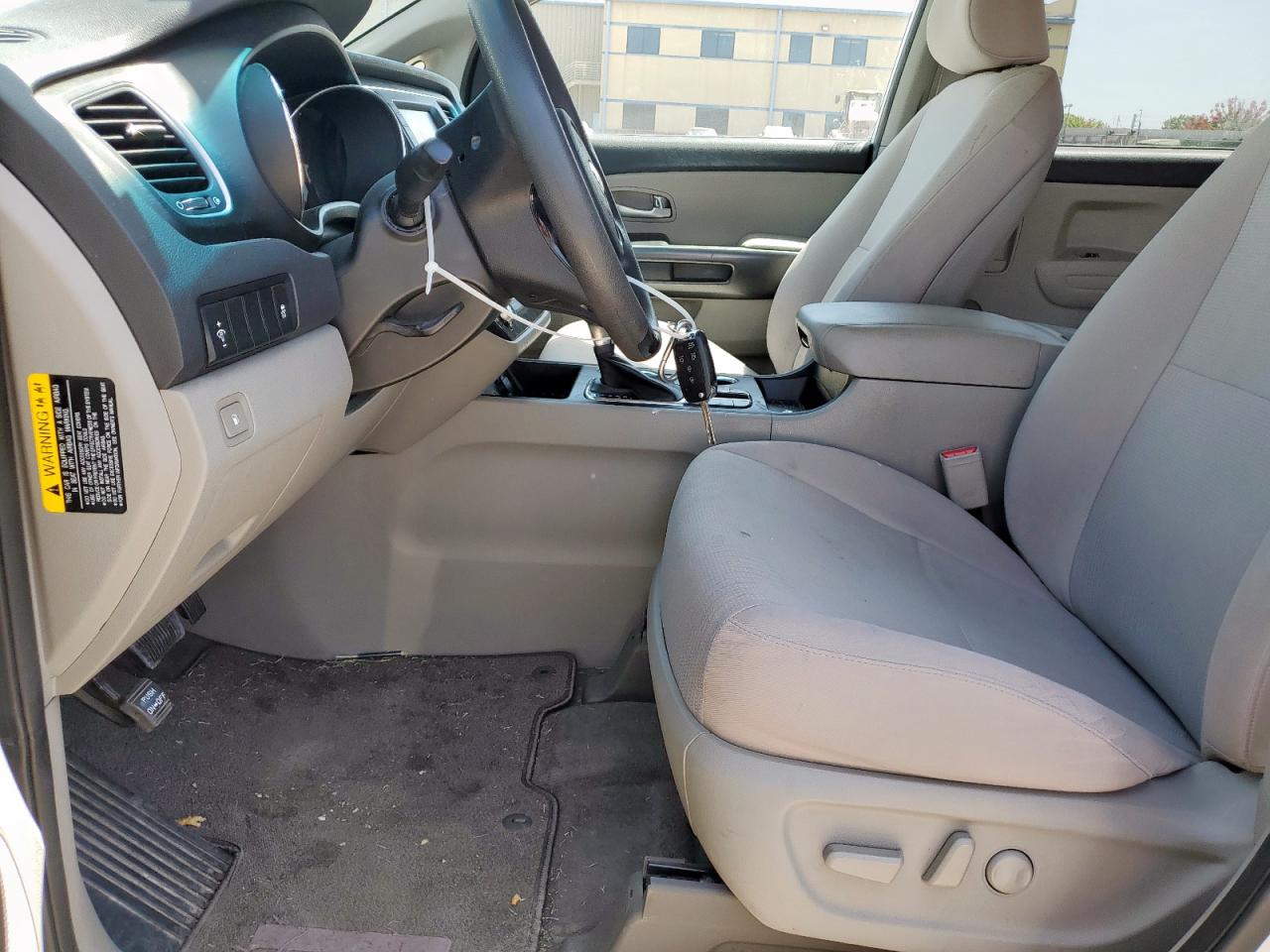 2019 Kia Sedona Lx VIN: KNDMB5C19K6512661 Lot: 65621625