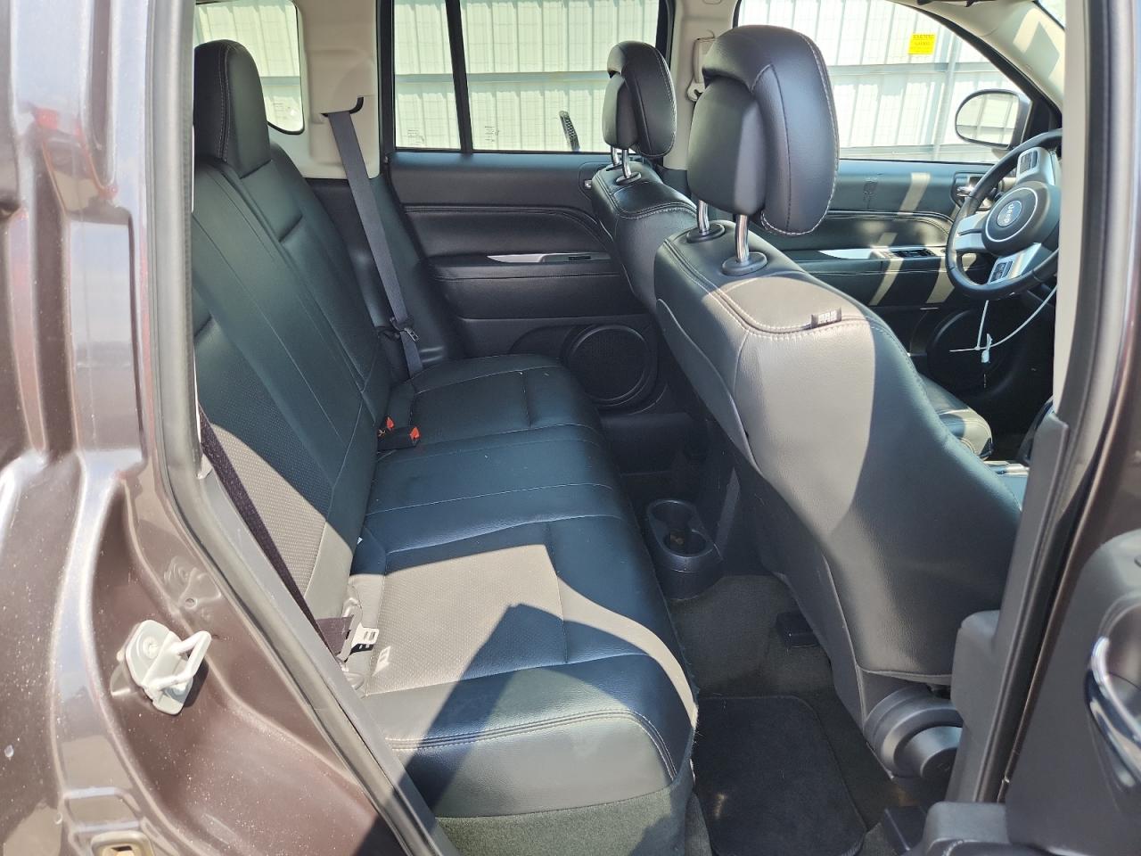 2016 Jeep Compass Latitude VIN: 1C4NJDEB2GD814271 Lot: 63926185